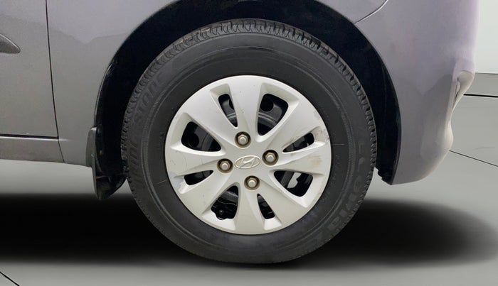 2013 Hyundai i10 MAGNA 1.2, Petrol, Manual, 1,04,654 km, Right Front Wheel
