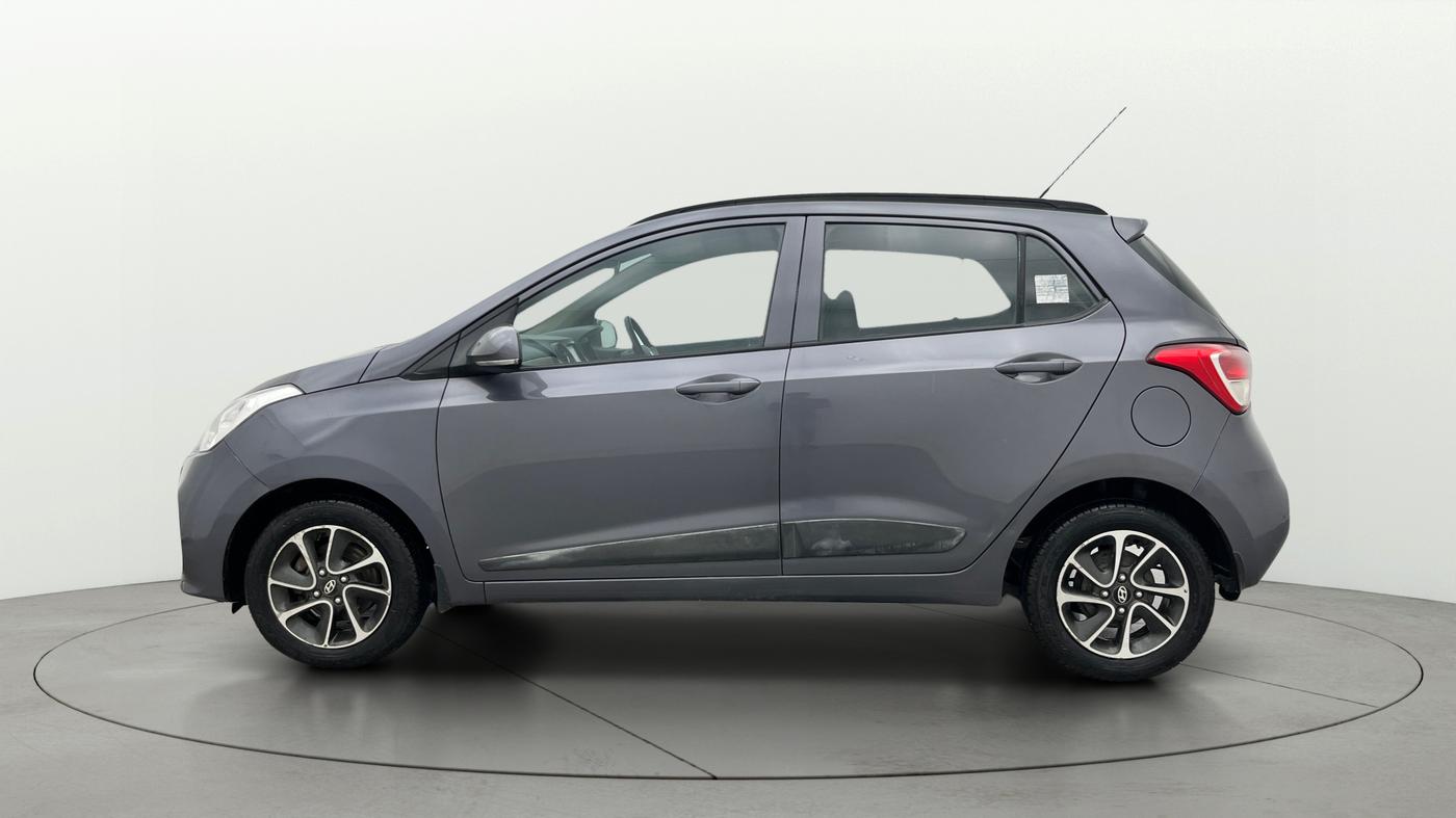 2017 Hyundai Grand i10 SPORTZ (O) AT 1.2 KAPPA VTVT, Petrol, Automatic, 67,332 km, Left Side