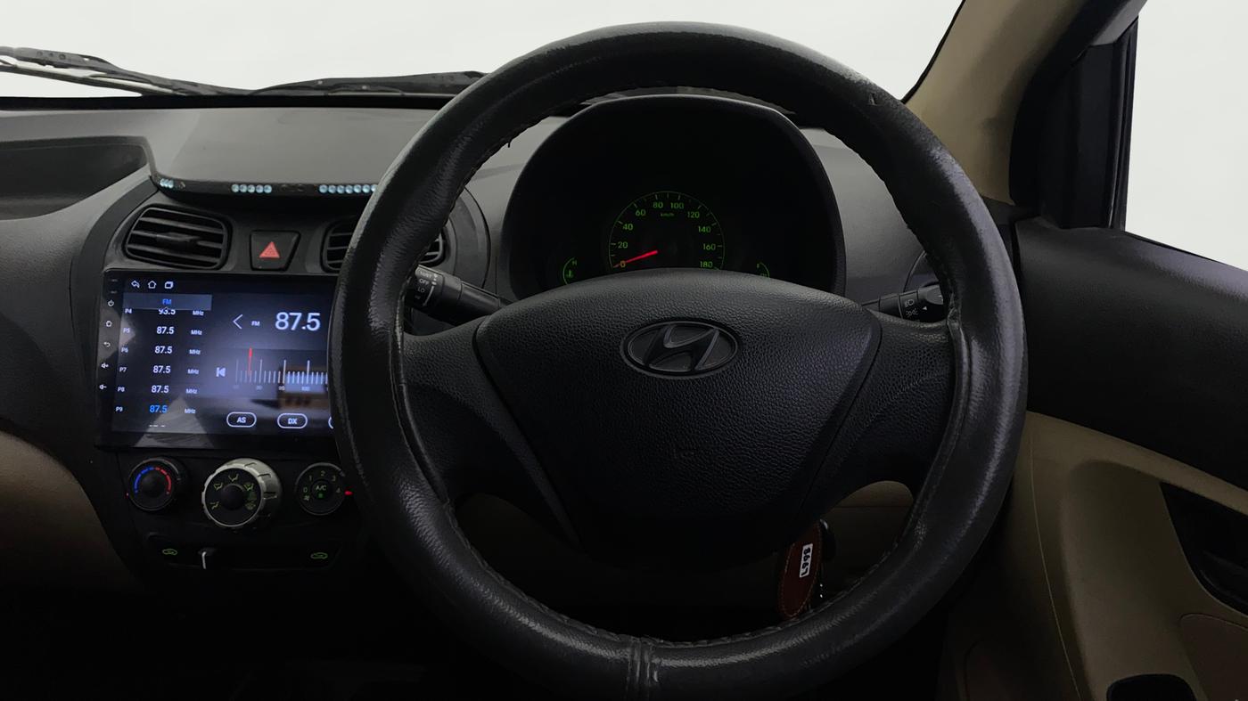 2013 Hyundai Eon ERA +, Petrol, Manual, 72,522 km, Steering Wheel Close Up