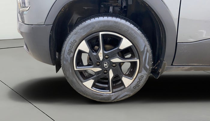 2023 Tata PUNCH ACCOMPLISHED AMT, Petrol, Automatic, 15,858 km, Left Front Wheel