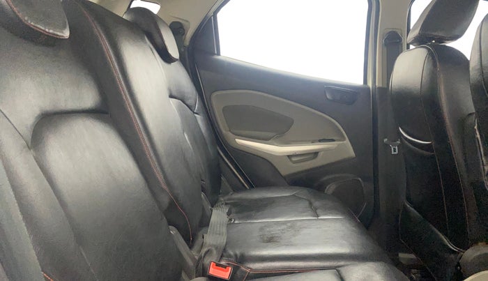 2015 Ford Ecosport TREND 1.5L DIESEL, Diesel, Manual, 92,198 km, Right Side Rear Door Cabin