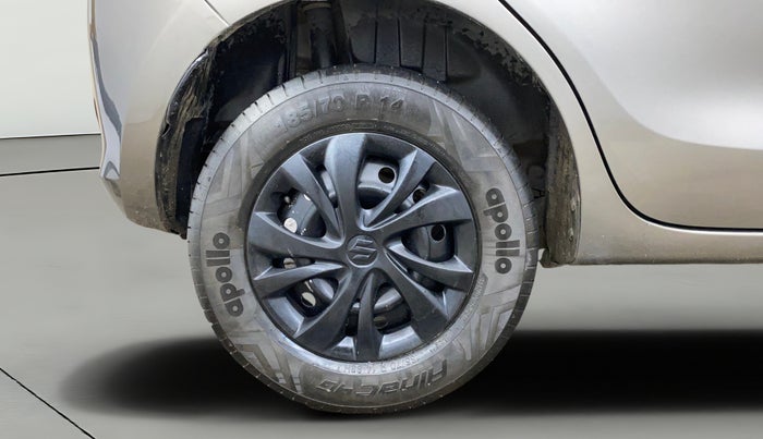 2019 Maruti Swift LXI, Petrol, Manual, 57,741 km, Right Rear Wheel