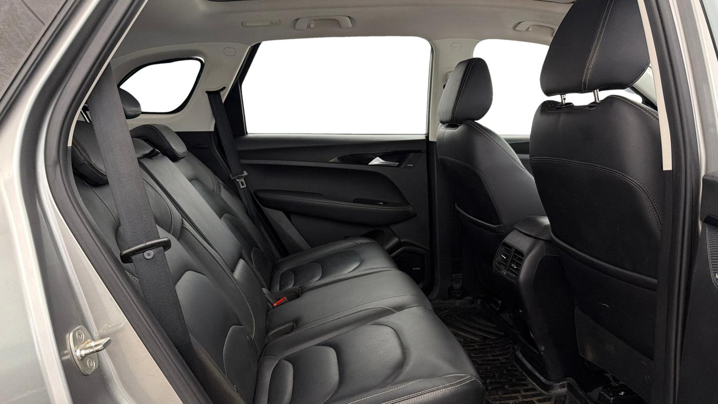 2020 MG HECTOR SHARP 1.5 DCT PETROL, Petrol, Automatic, 72,725 km, Right Side Rear Door Cabin
