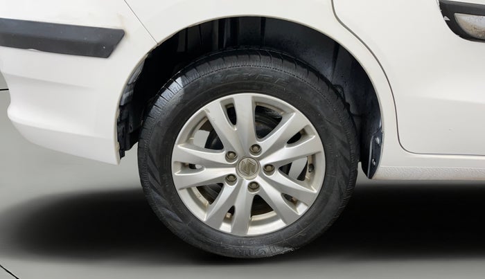 2017 Maruti Ertiga VXI, Petrol, Manual, 37,906 km, Right Rear Wheel