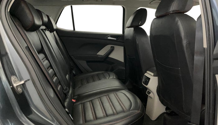 2021 Volkswagen TAIGUN HIGHLINE 1.0 TSI AT, Petrol, Automatic, 64,534 km, Right Side Rear Door Cabin