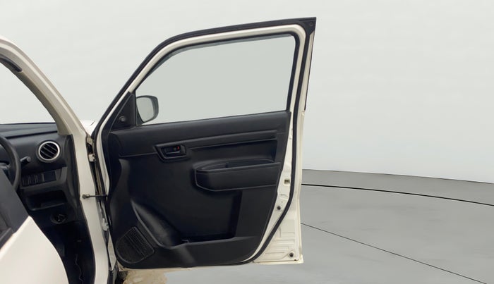 2020 Maruti S PRESSO VXI+, Petrol, Manual, 67,633 km, RHS Front Door