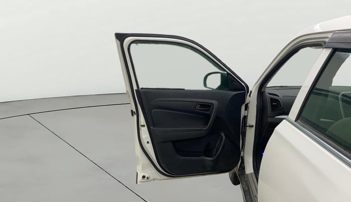 2021 Maruti Vitara Brezza LXI, Petrol, Manual, 84,895 km, LHS Front Door