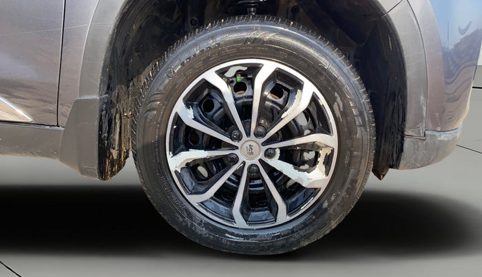 2021 Maruti Vitara Brezza VXI, CNG, Manual, 70,231 km, Right Front Wheel