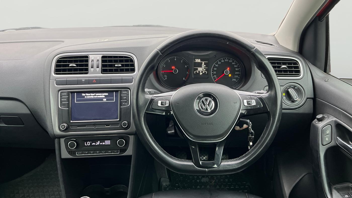 2021 Volkswagen Polo HIGHLINE PLUS 1.0, Petrol, Manual, 39,907 km, Steering Wheel Close Up