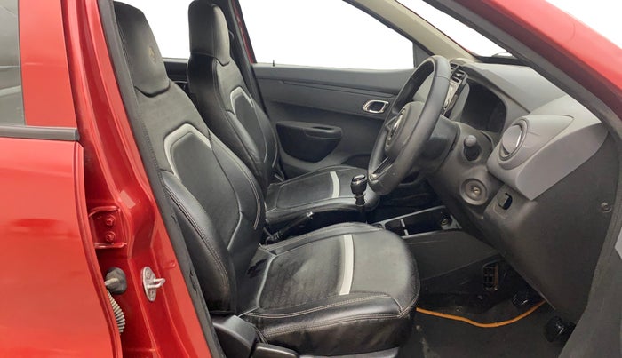 2019 Renault Kwid RXT 0.8, Petrol, Manual, 54,750 km, Right Side Front Door Cabin