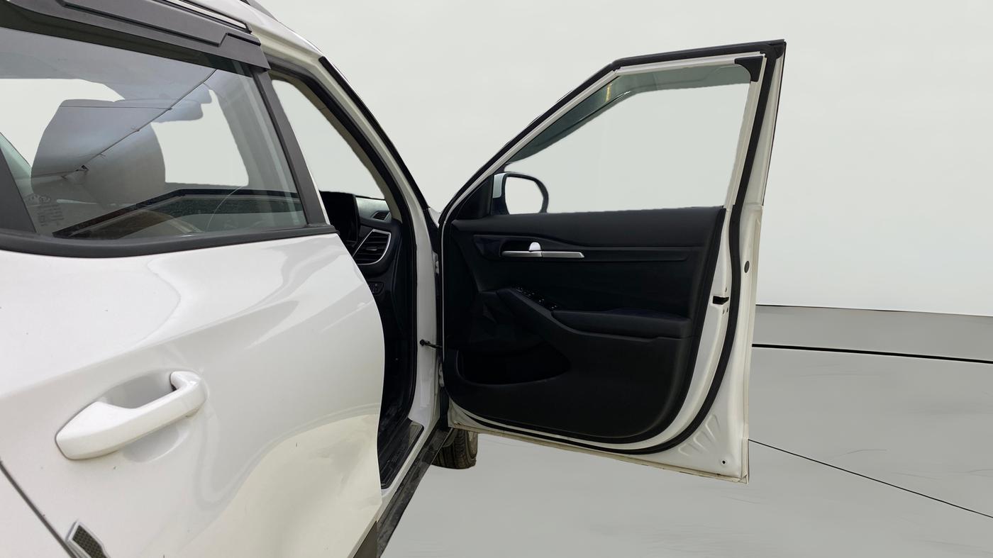 2020 KIA SELTOS HTK PLUS 1.5, Petrol, Manual, 1,05,334 km, RHS Front Door