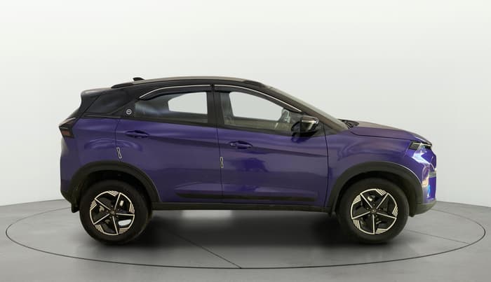 2024 Tata NEXON Fearless Plus Purple DCA Dual Tone 1.2 Petrol, Petrol, Automatic, 18,790 km, Right Side View
