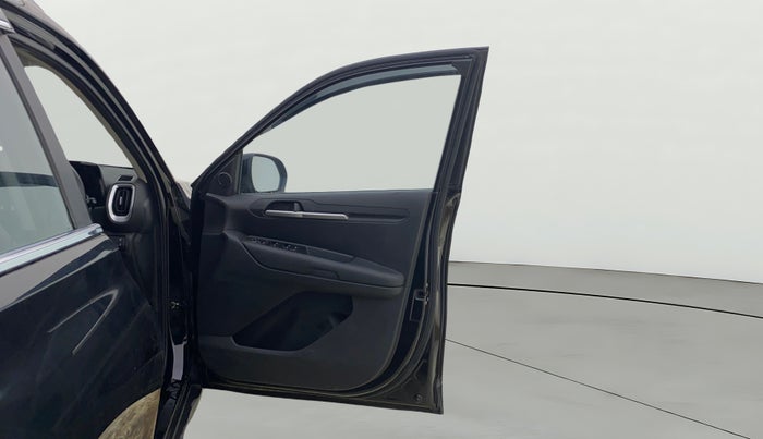 2022 KIA SONET HTK PLUS 1.2, Petrol, Manual, 12,080 km, RHS Front Door