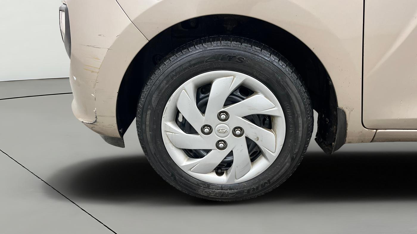 2019 Hyundai NEW SANTRO SPORTZ AMT, Petrol, Automatic, 32,760 km, Left Front Wheel