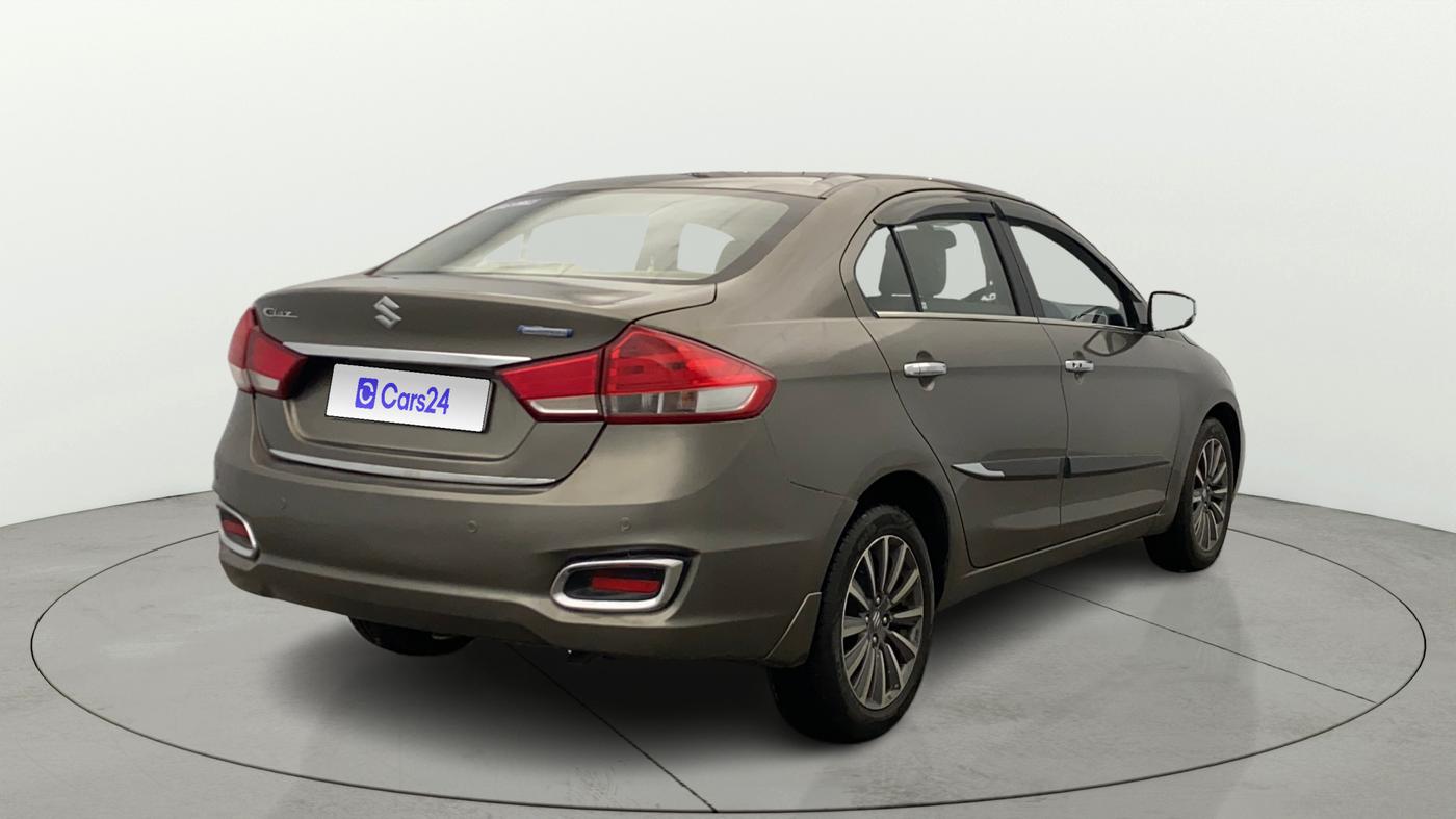 2021 Maruti Ciaz ALPHA  AT 1.5 SHVS PETROL, Petrol, Automatic, 1,43,468 km, Right Back Diagonal