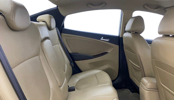 2013 Hyundai Verna FLUIDIC 1.6 VTVT SX OPT AT, Petrol, Automatic, 87,219 km, Right Side Rear Door Cabin