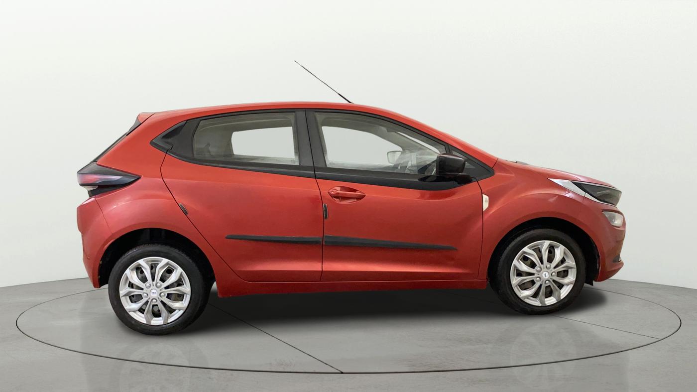 2020 Tata ALTROZ XT PETROL, Petrol, Manual, 87,123 km, Right Side View