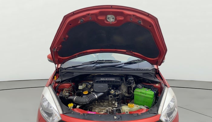 2016 Tata Tiago XZ PETROL, Petrol, Manual, 57,146 km, Open Bonet