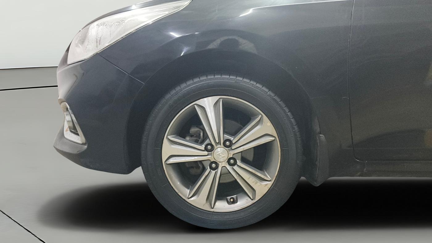 2018 Hyundai Verna 1.6 VTVT SX, Petrol, Manual, 56,177 km, Left Front Wheel