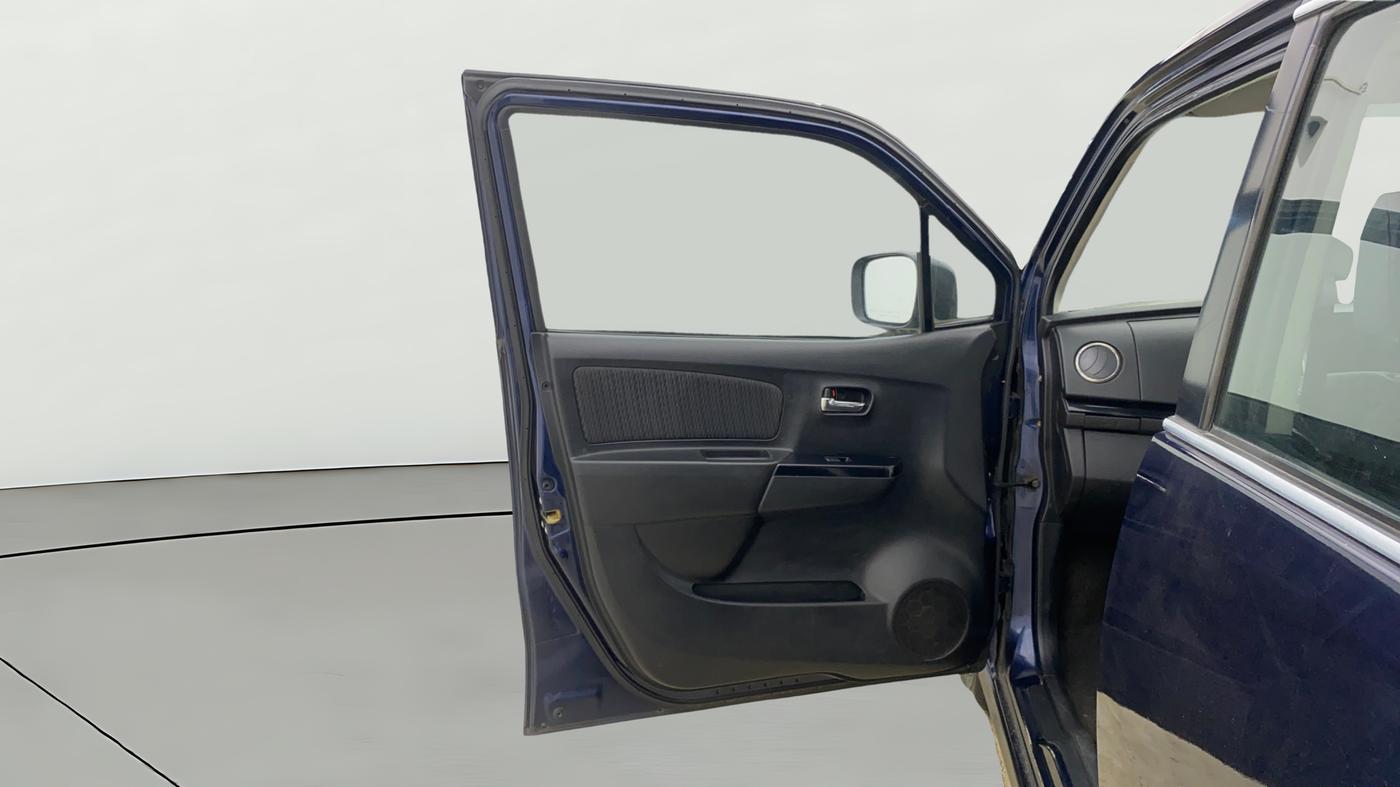 2014 Maruti Wagon R Stingray VXI, CNG, Manual, 1,31,731 km, LHS Front Door