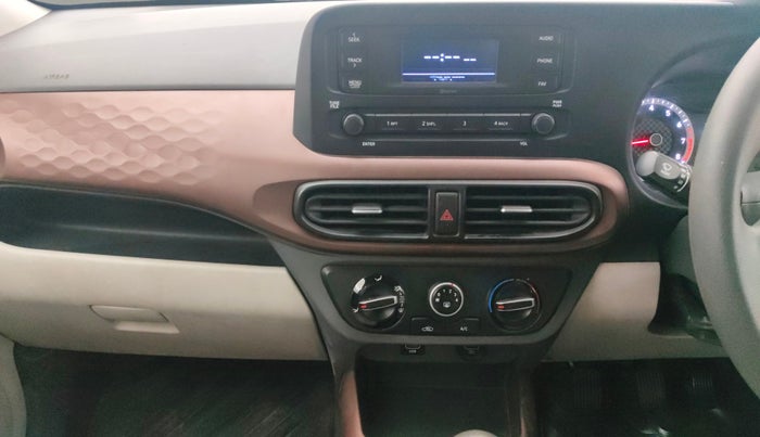 2020 Hyundai AURA S 1.2, Petrol, Manual, 54,167 km, Air Conditioner