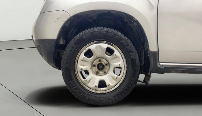 2015 Renault Duster 85 PS RXL PLUS DIESEL, Diesel, Manual, 98,972 km, Left Front Wheel