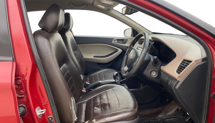 2016 Hyundai Elite i20 SPORTZ 1.4 CRDI, Diesel, Manual, 90,857 km, Right Side Front Door Cabin