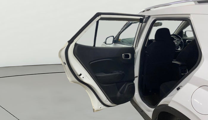 2020 Hyundai VENUE S 1.5 CRDI, Diesel, Manual, 82,804 km, LHS Rear Door