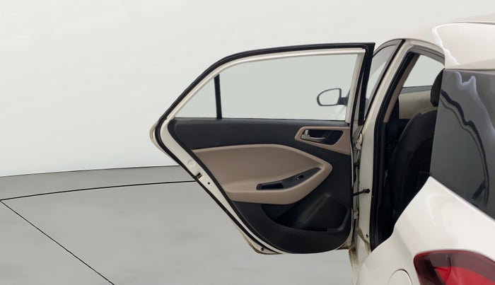 2016 Hyundai Elite i20 SPORTZ 1.2, Petrol, Manual, 1,05,342 km, LHS Rear Door