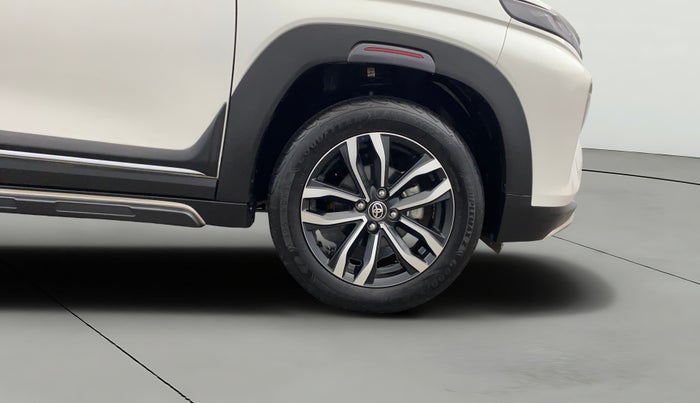 2024 Toyota Urban Cruiser Taisor V 1.0 Petrol AT, Petrol, Automatic, 9,383 km, Right Front Wheel