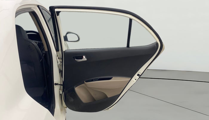 2014 Hyundai Xcent SX 1.2 (O), Petrol, Manual, 45,871 km, RHS Rear Door