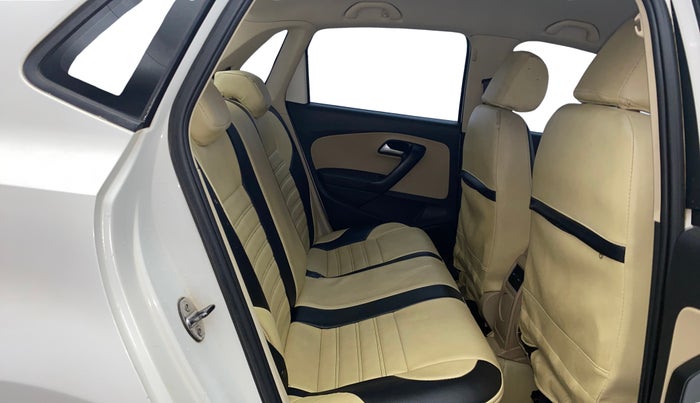 2017 Volkswagen Ameo HIGHLINE1.2L, Petrol, Manual, 1,02,380 km, Right Side Rear Door Cabin