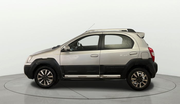 2015 Toyota Etios CROSS 1.2 G, CNG, Manual, 64,189 km, Left Side