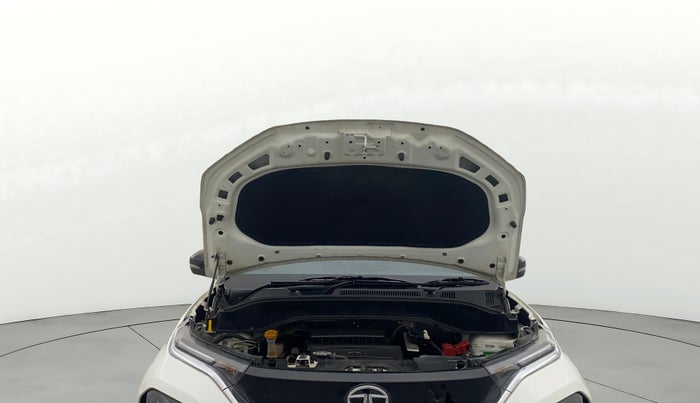 2022 Tata PUNCH CREATIVE  1.2 RTN DUAL TONE, Petrol, Manual, 9,655 km, Open Bonet