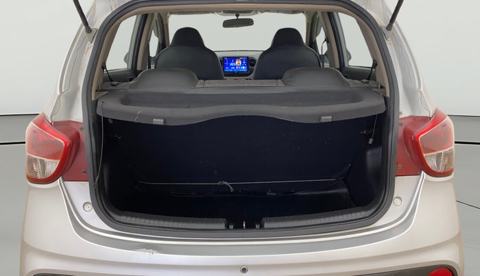 2018 Hyundai Grand i10 MAGNA 1.2 KAPPA VTVT, Petrol, Manual, 30,514 km, Boot Open Zoomed View