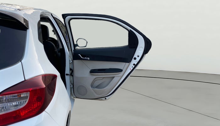 2024 Tata Tiago XZ PLUS CNG, CNG, Manual, 41,917 km, RHS Rear Door