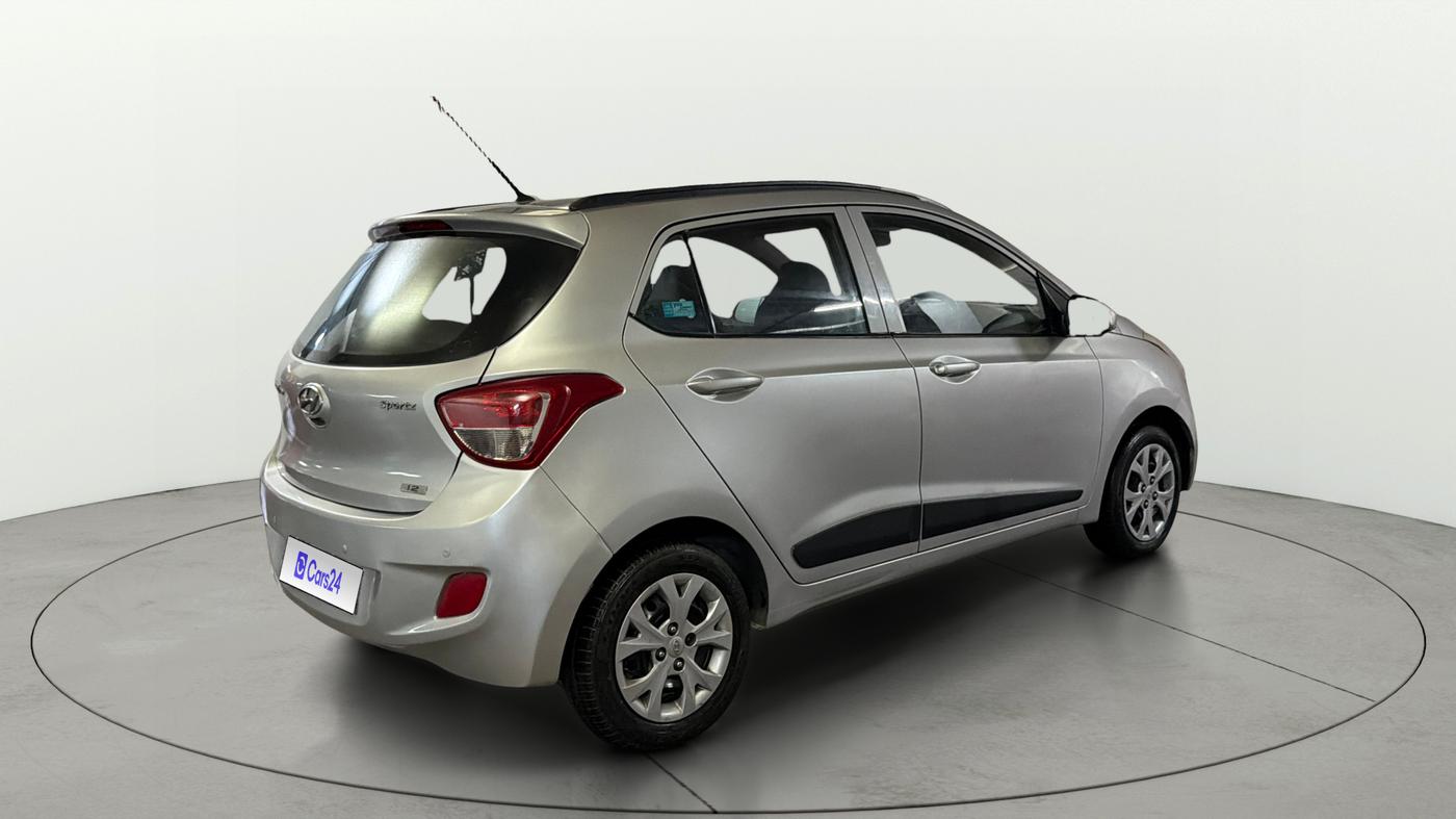 2015 Hyundai Grand i10 SPORTZ 1.2 KAPPA VTVT, Petrol, Manual, 85,913 km, Right Back Diagonal