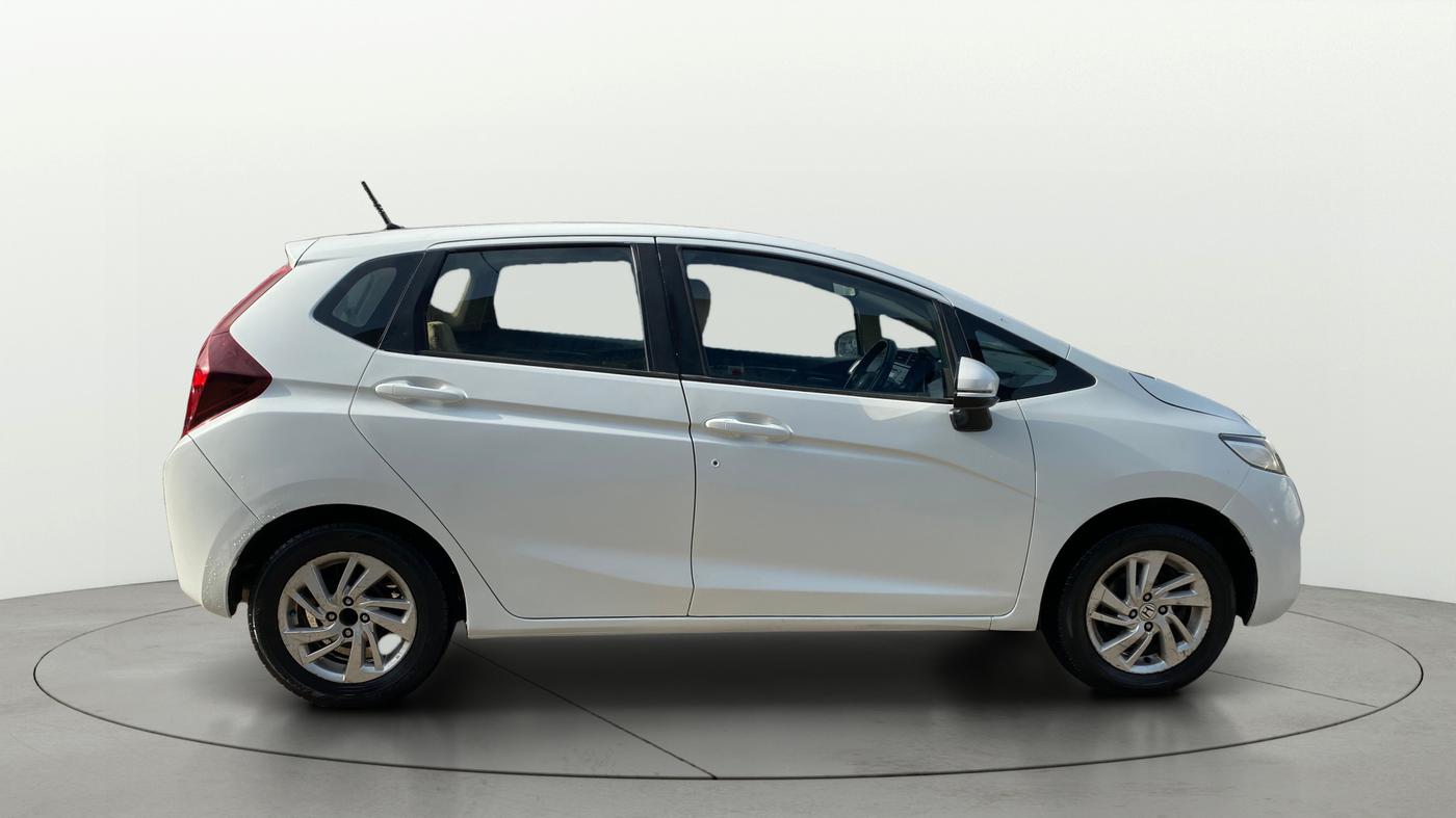 2016 Honda Jazz 1.2L I-VTEC V, CNG, Manual, 1,09,600 km, Right Side View