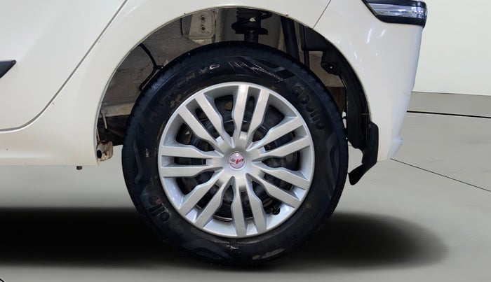 2022 Tata Tiago XT (O) PETROL, Petrol, Manual, 34,676 km, Left Rear Wheel