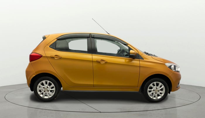 2018 Tata Tiago XZA PETROL, Petrol, Automatic, 39,282 km, Right Side View