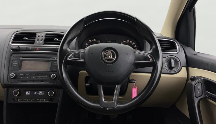 2017 Skoda Rapid AMBITION 1.6 MPI MT, Petrol, Manual, 34,644 km, Steering Wheel Close Up