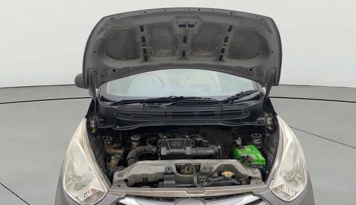 2013 Hyundai Eon MAGNA +, Petrol, Manual, 1,20,028 km, Open Bonet