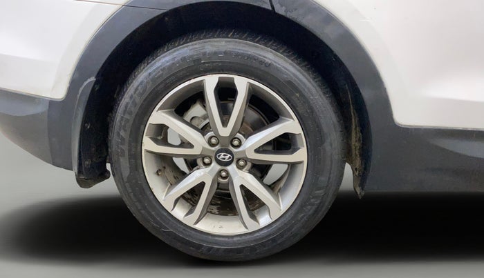 2014 Hyundai Santa Fe 4 WD AT, Diesel, Automatic, 72,593 km, Right Rear Wheel