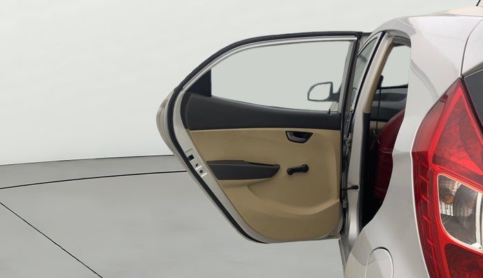 2013 Hyundai Eon SPORTZ, Petrol, Manual, 69,364 km, LHS Rear Door