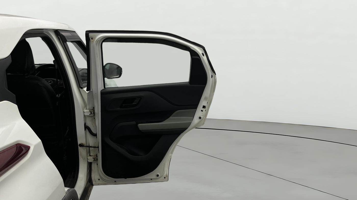 2023 Tata PUNCH ADVENTURE MT CNG , CNG, Manual, 50,602 km, RHS Rear Door