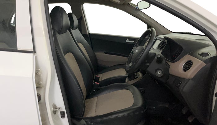 2019 Hyundai Grand i10 SPORTZ 1.2 KAPPA VTVT, Petrol, Manual, 31,104 km, Right Side Front Door Cabin