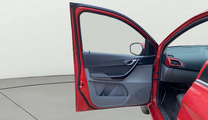 2017 Tata TIGOR XZ (O) PETROL, Petrol, Manual, 54,619 km, LHS Front Door