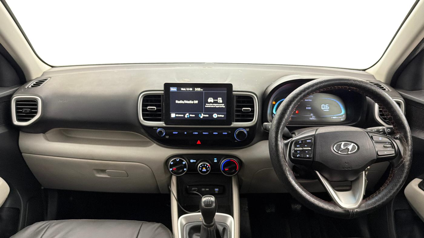 2024 Hyundai VENUE S 1.2, Petrol, Manual, 73,858 km, Dashboard