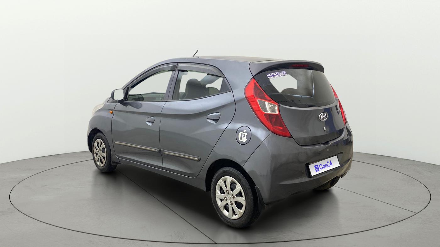 2018 Hyundai Eon SPORTZ, Petrol, Manual, 1,02,544 km, Left Back Diagonal