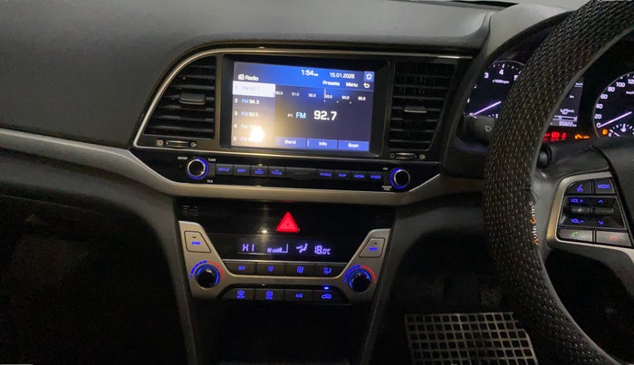 2017 Hyundai New Elantra 2.0 SX MT PETROL, Petrol, Manual, 95,809 km, Air Conditioner